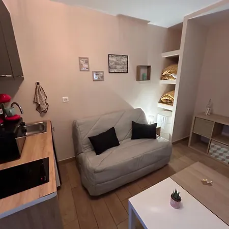 Superbe Studio Neuf Avec Balcon Laxou Esterno foto